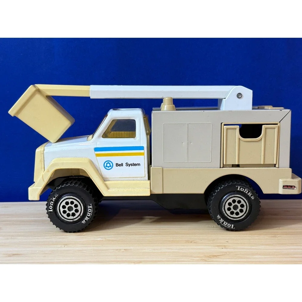 Vintage Tonka Bell System Utility Bucket Truck Pressed Steel Toy White Tan